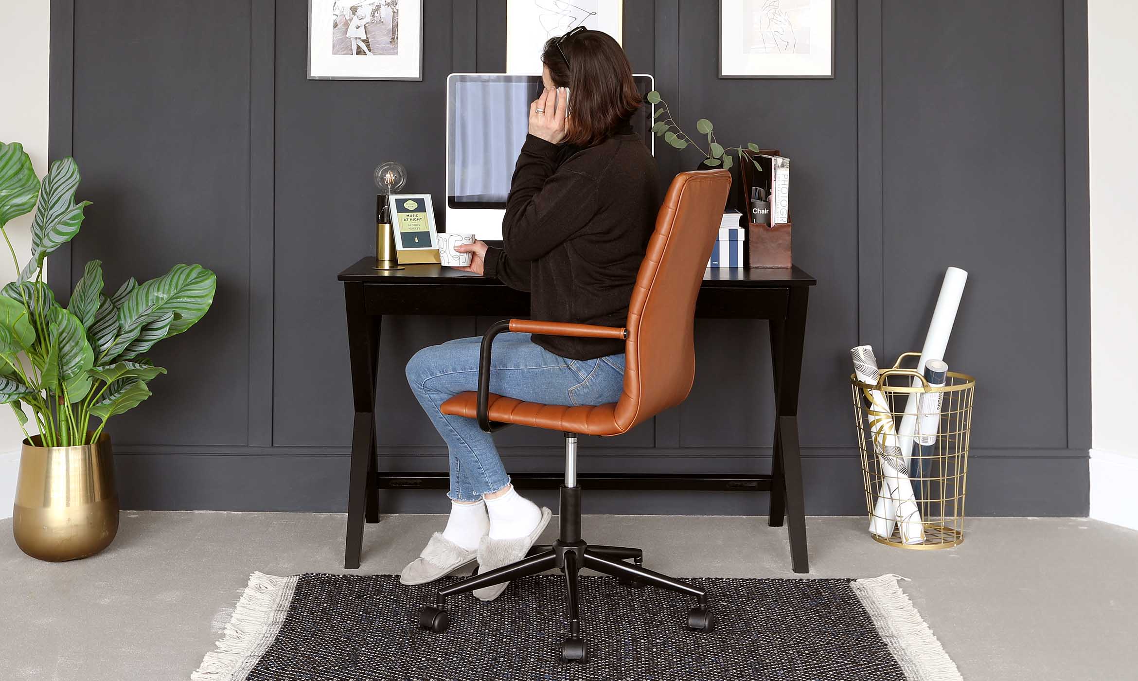 4 Office Luxuries to Enhance your Work Life - Workspace Bliss