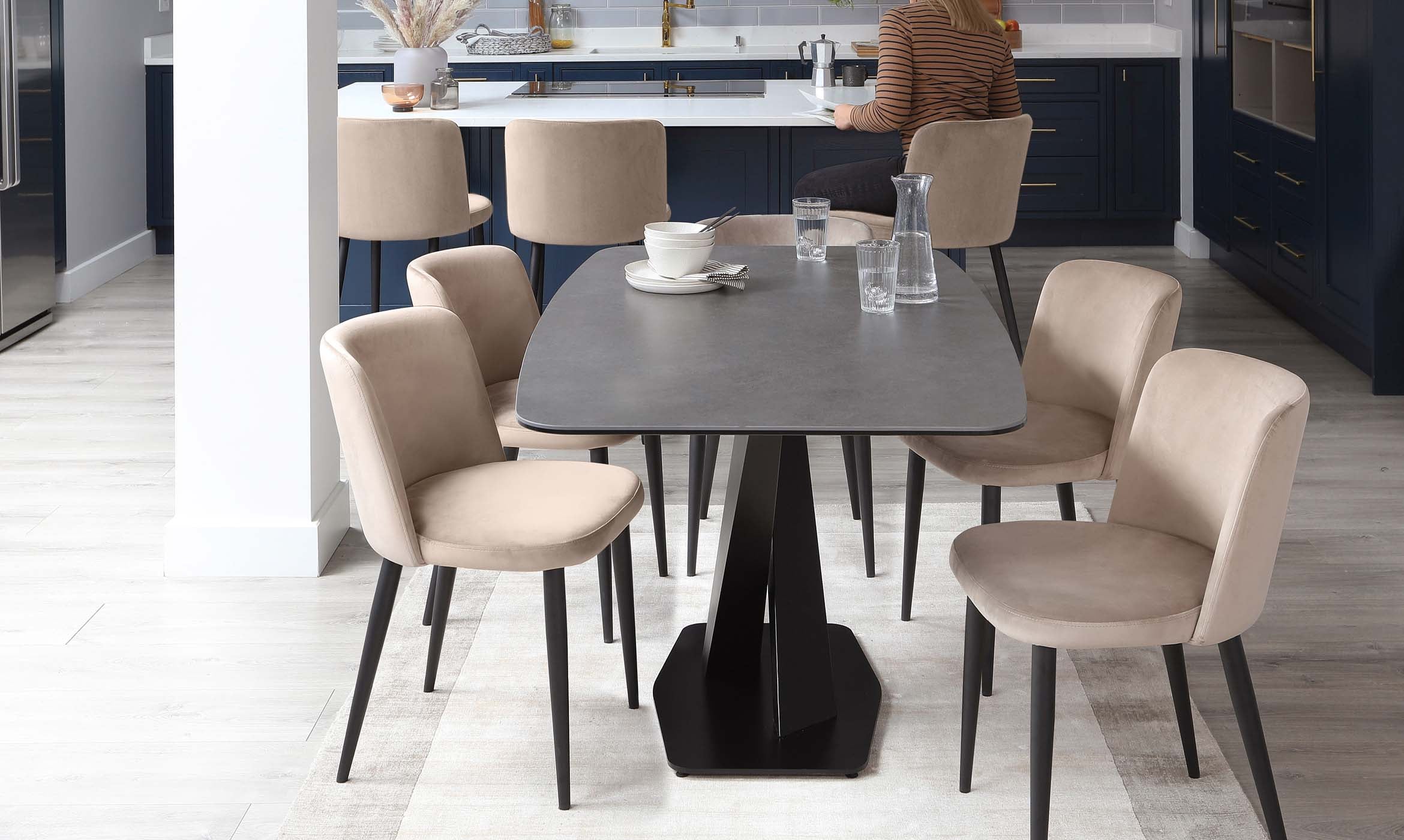 Trinny Champagne Velvet Dining Chair