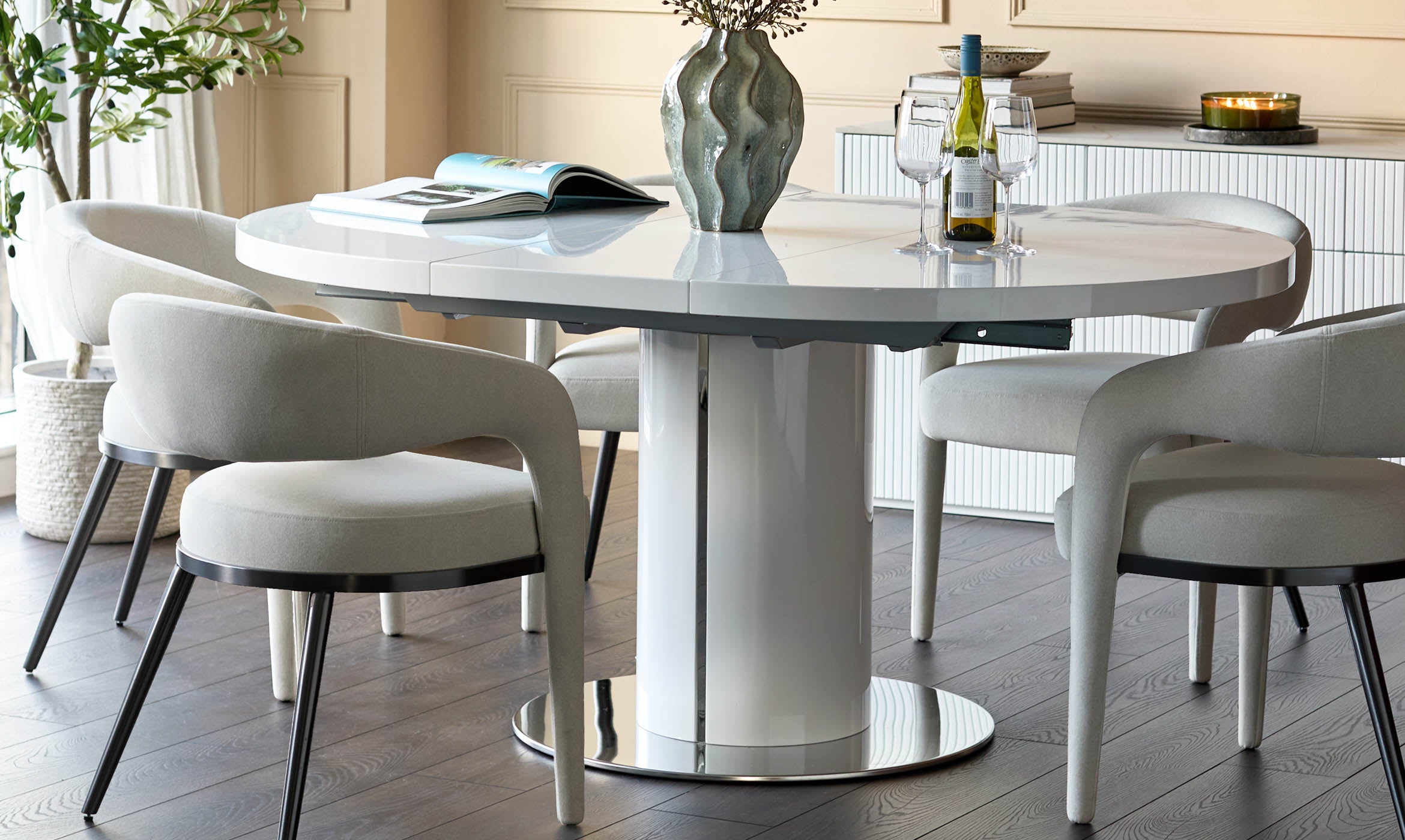 Curva White Gloss Round Extending 4 To 6 Seater Dining Table
