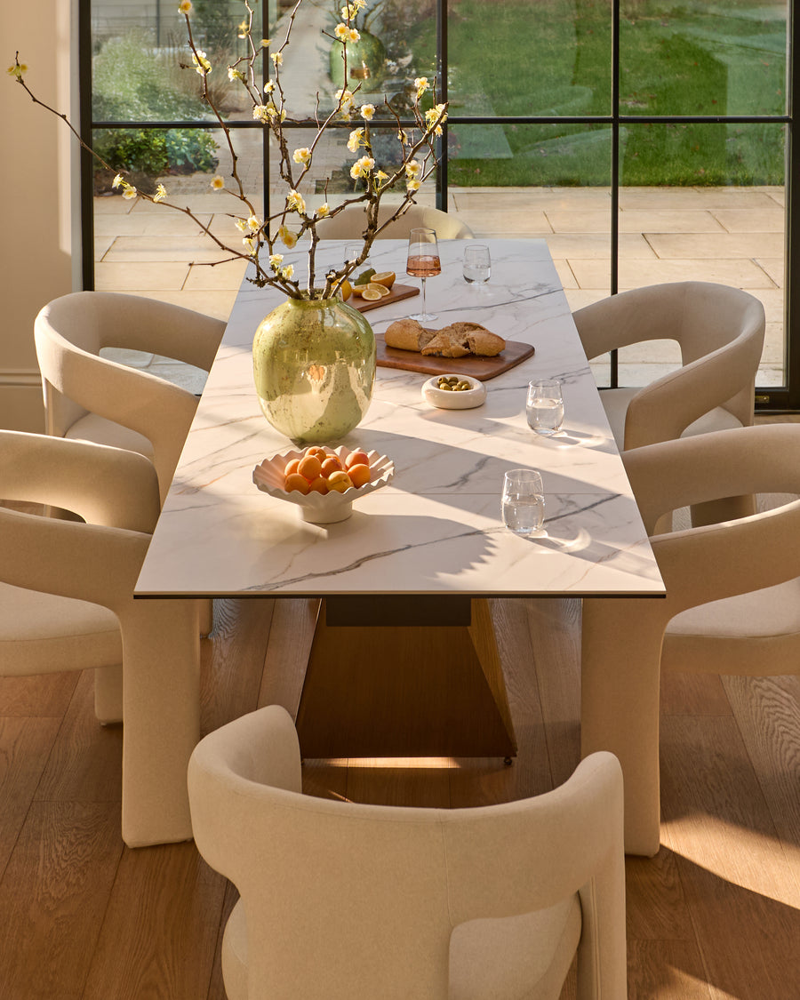 Dine in a daydream