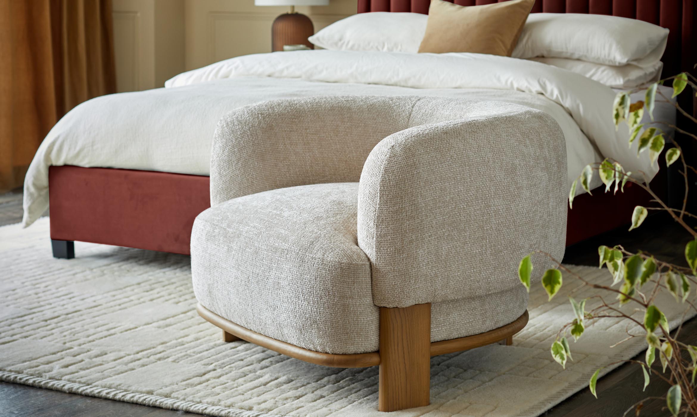 Florence natural fabric with light wood armchair