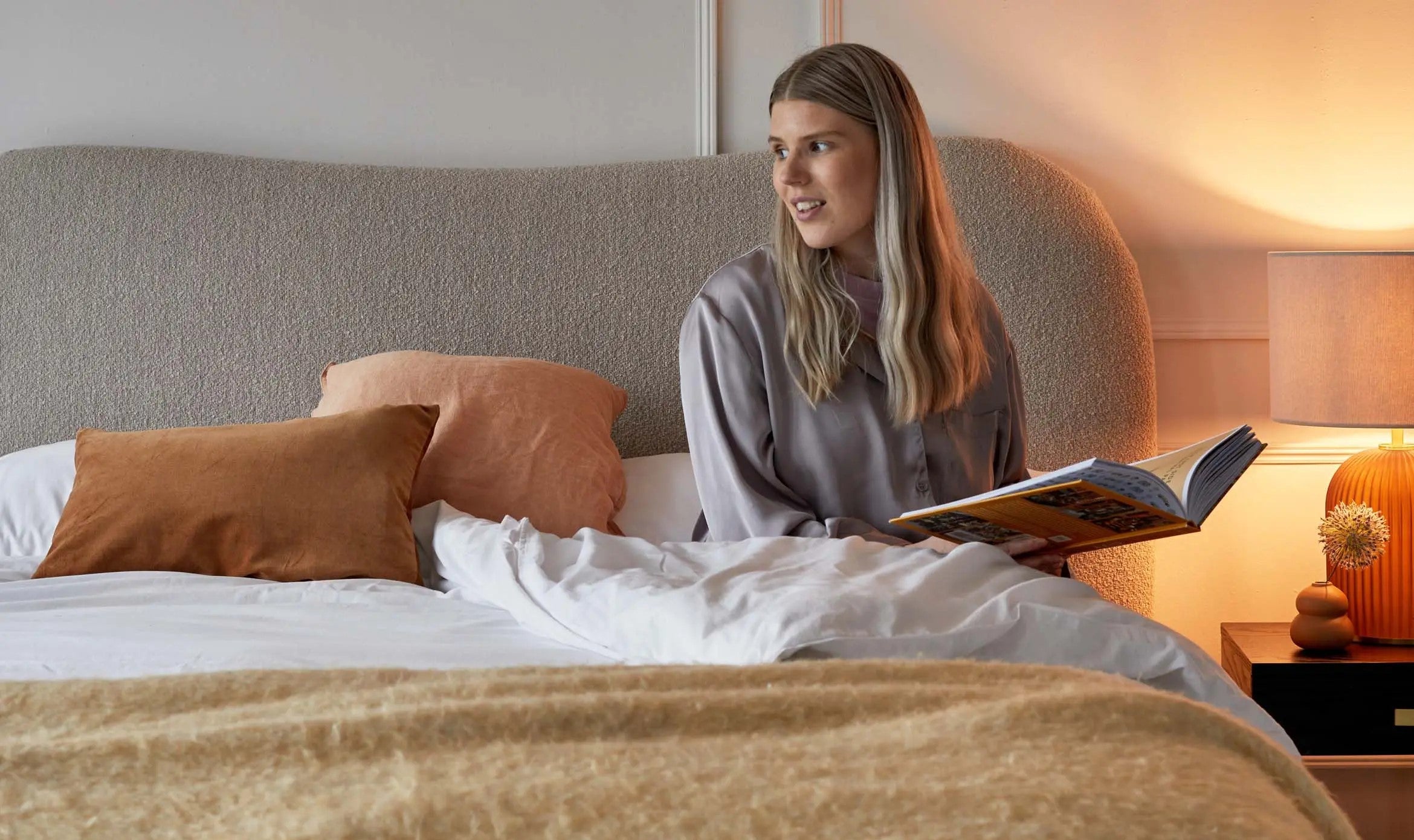 Lani Soft Boucle Natural King Ottoman Ottoman Storage Bed