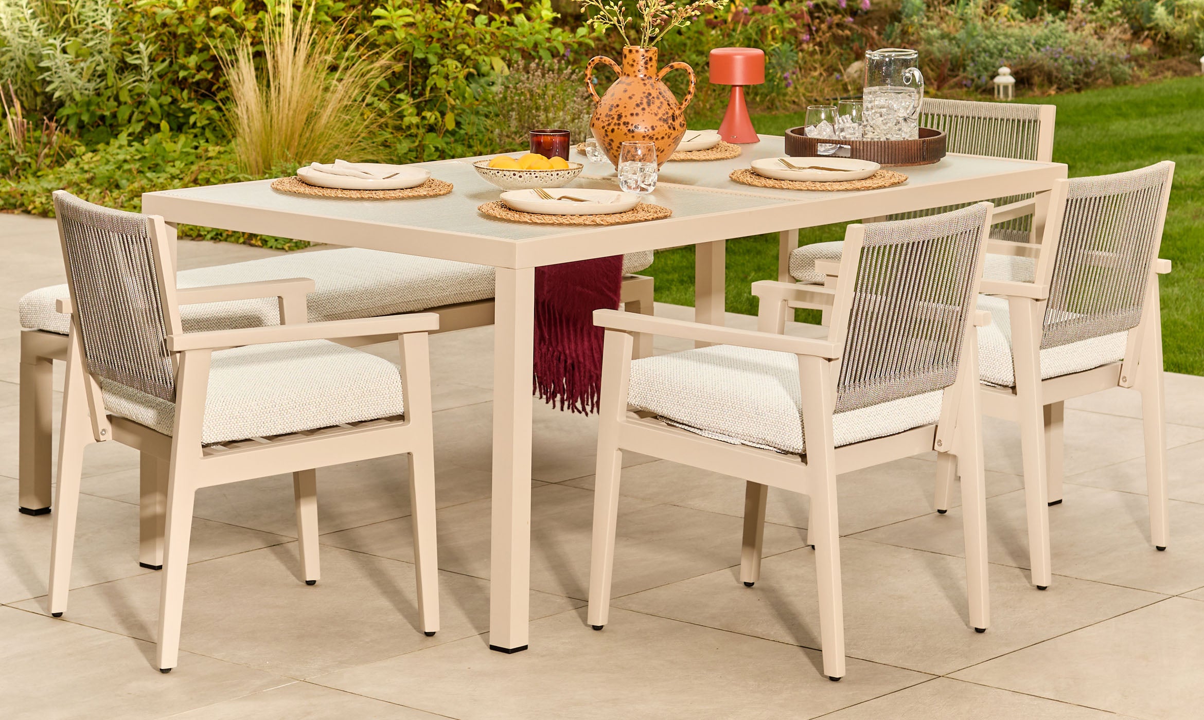 Minori natural garden 6 seater dining table