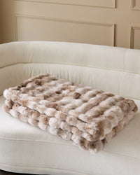Nova natural large throw