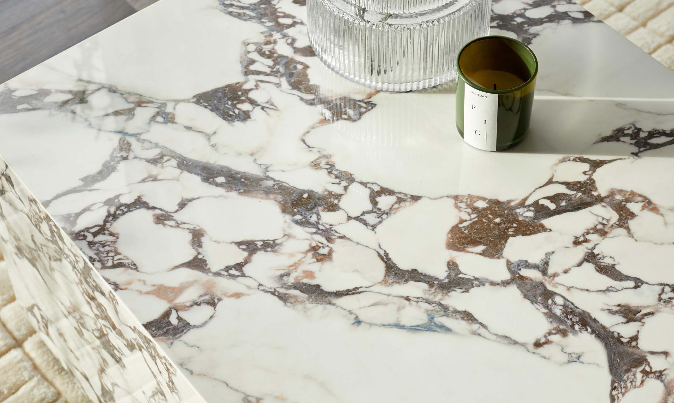 Russo white calacatta ceramic coffee table