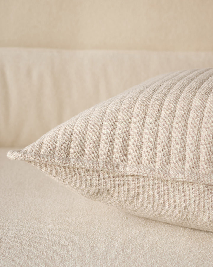 Sloane natural medium cushion
