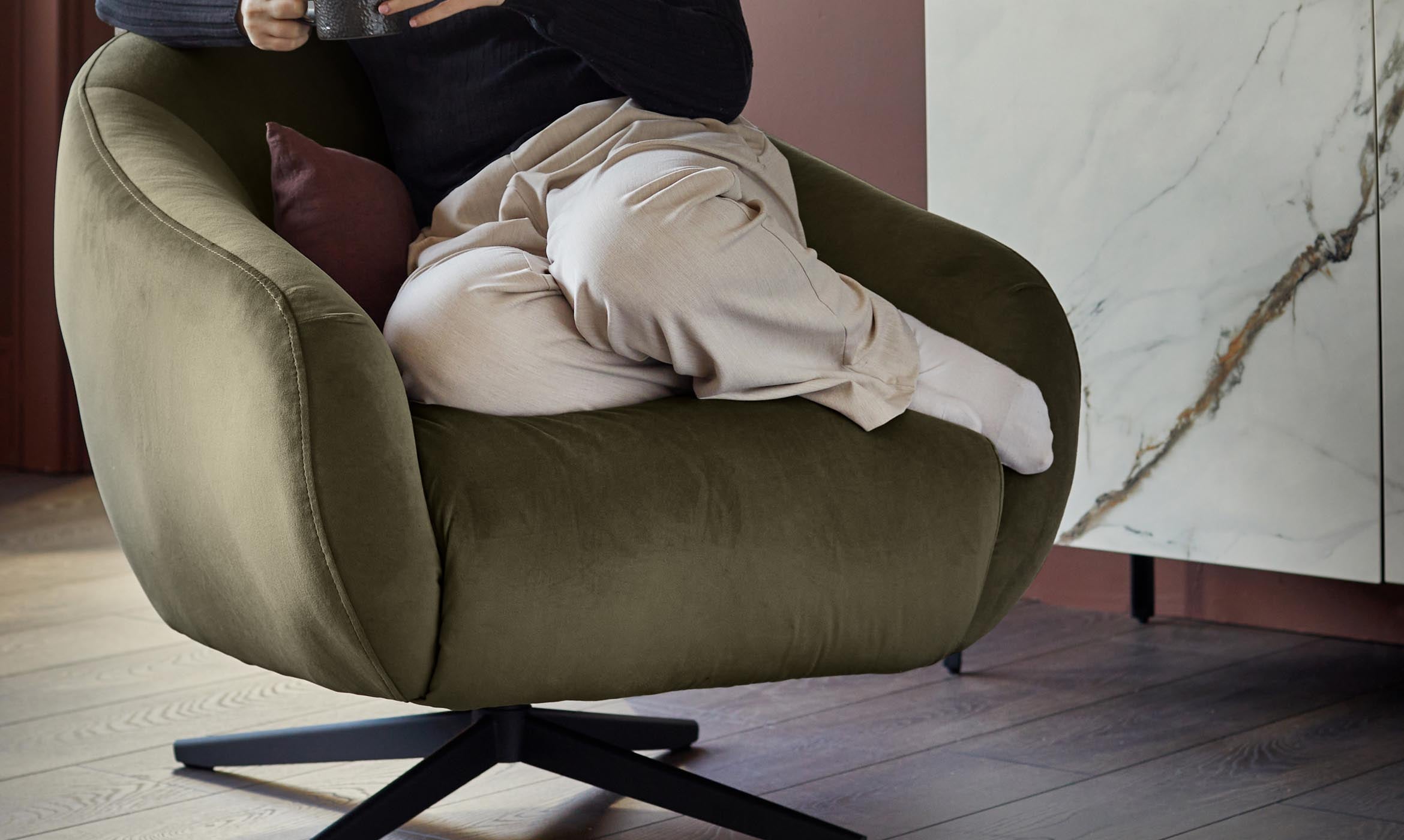 Soren olive green velvet swivel accent chair