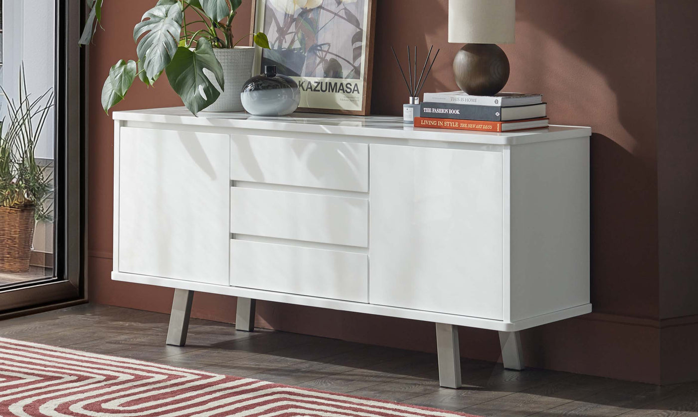 5 Need to Know Tips to Create Space in a Small Home