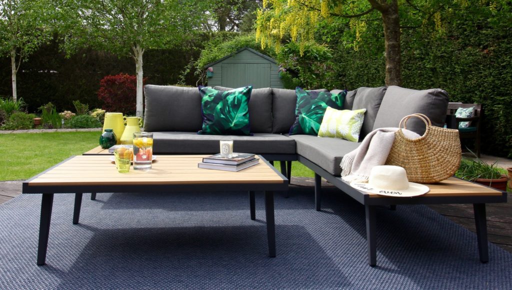 Palermo Outdoor Corner Bench with Seasons in Colour