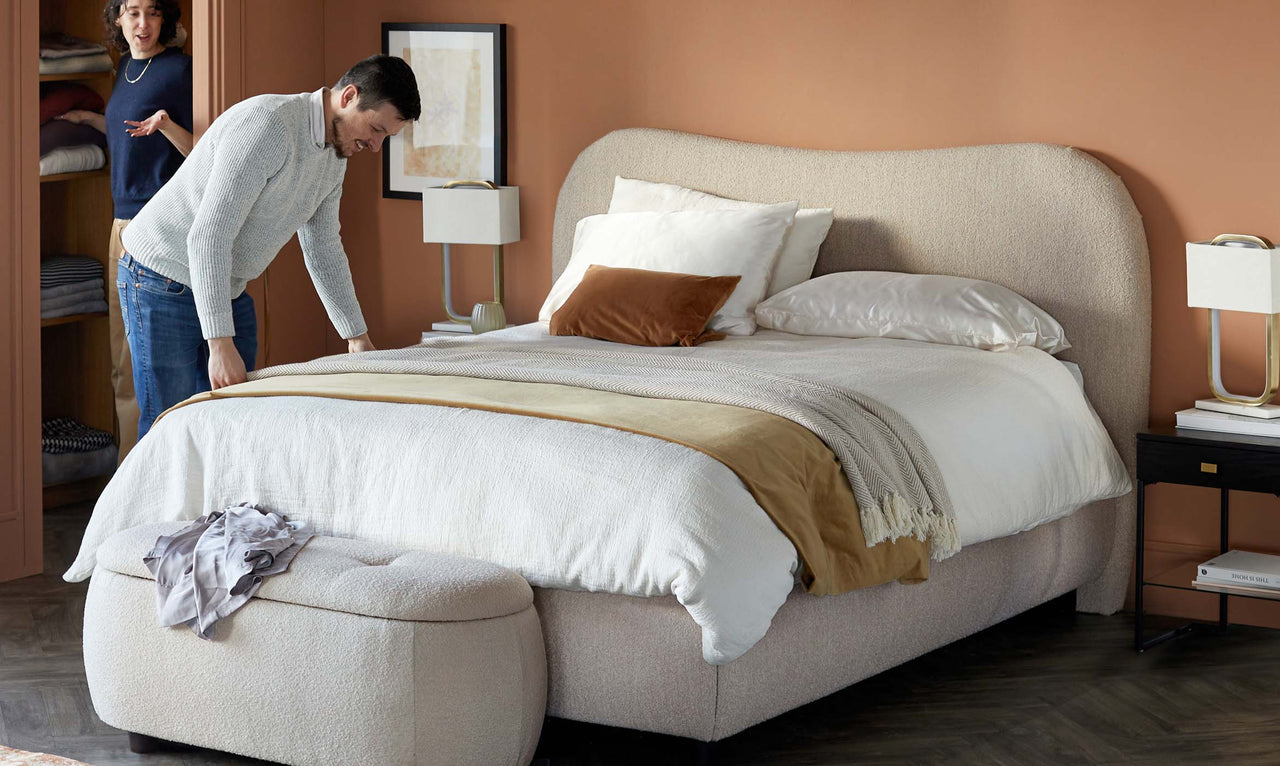 How to create a relaxing master bedroom