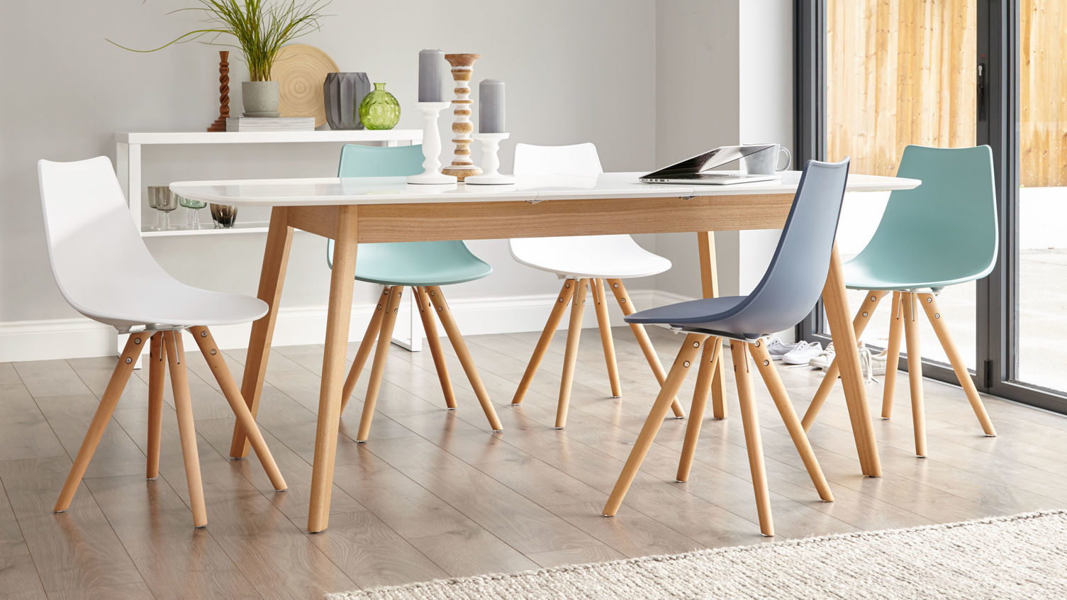 Buy the dining table that’s right for your lifestyle
