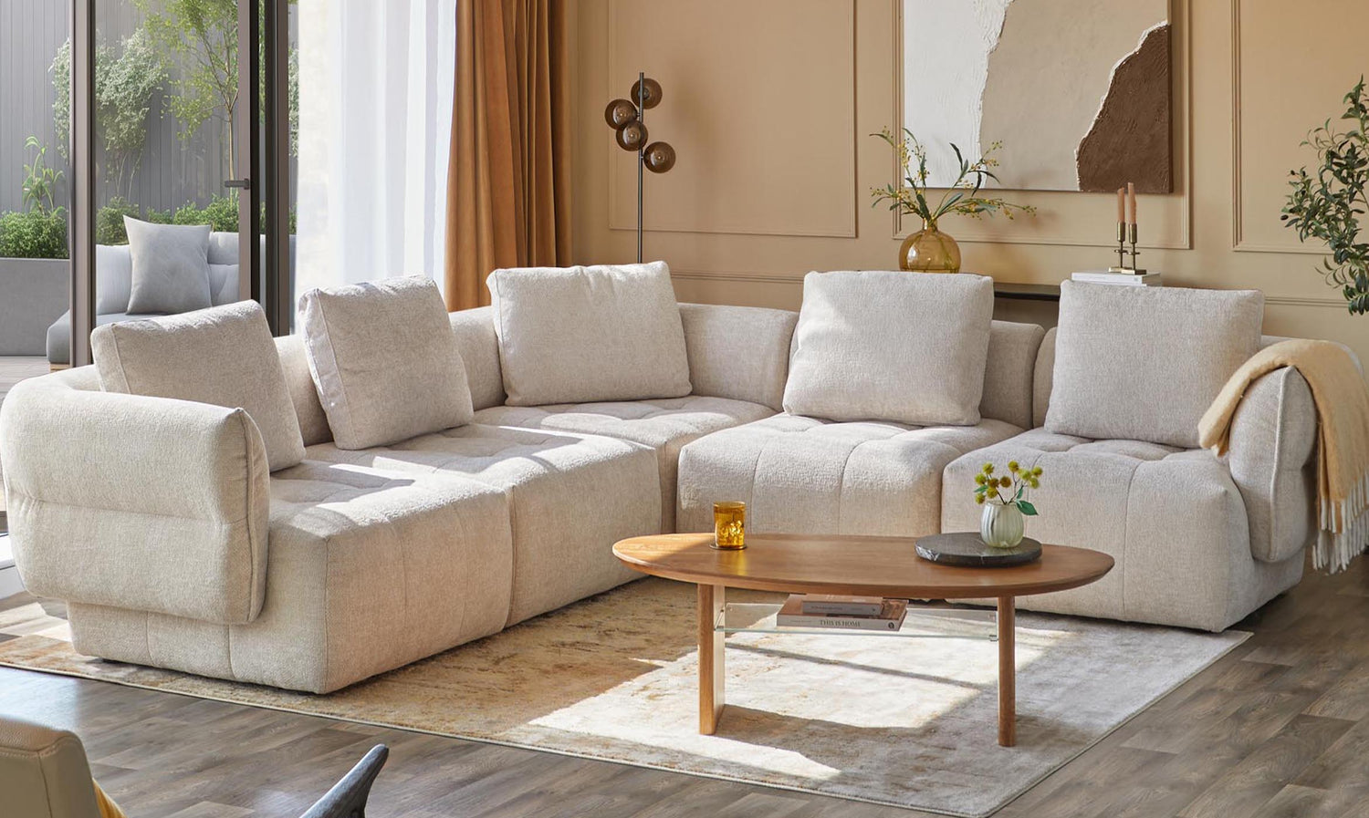 Lillian Collection
