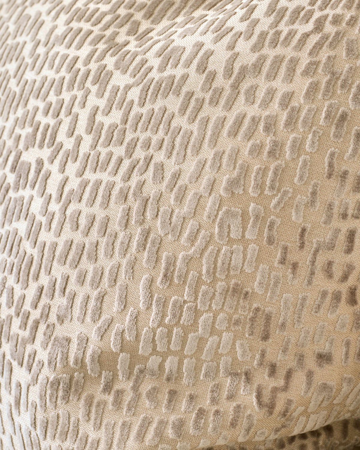 Payton natural extra large velvet cushion