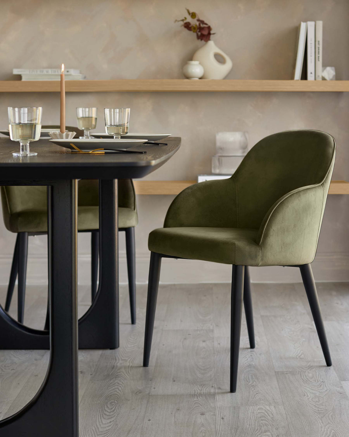 Lani olive green velvet dining chair – Danetti