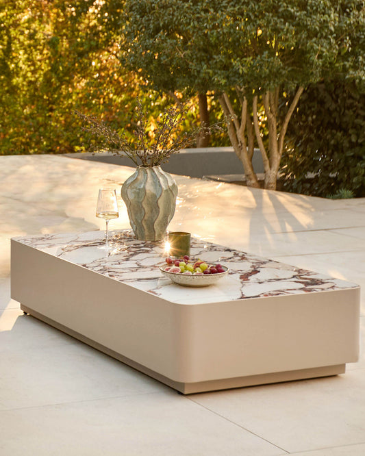 Bianco natural with white calacatta garden coffee table