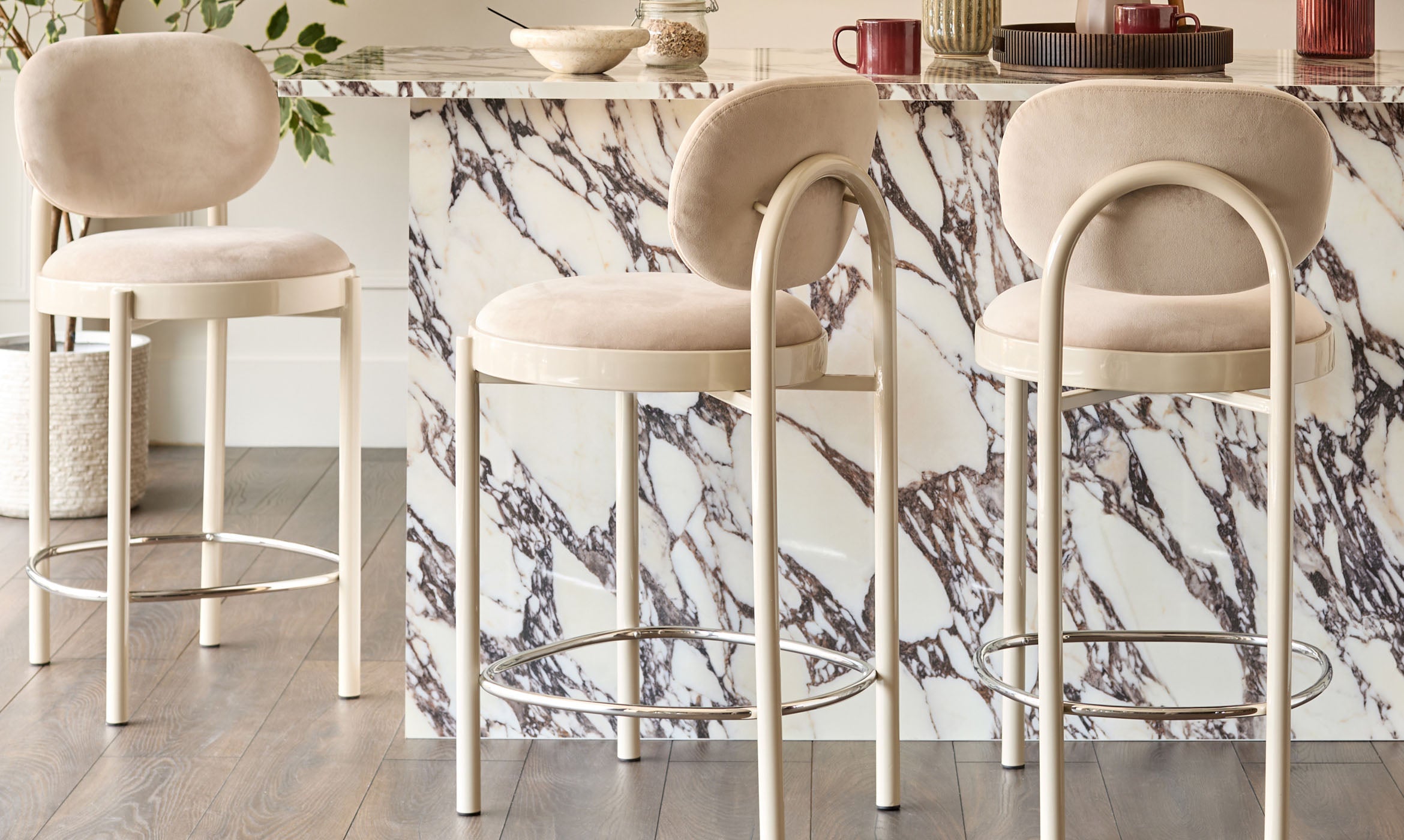 Blake champagne velvet with natural metal bar stool