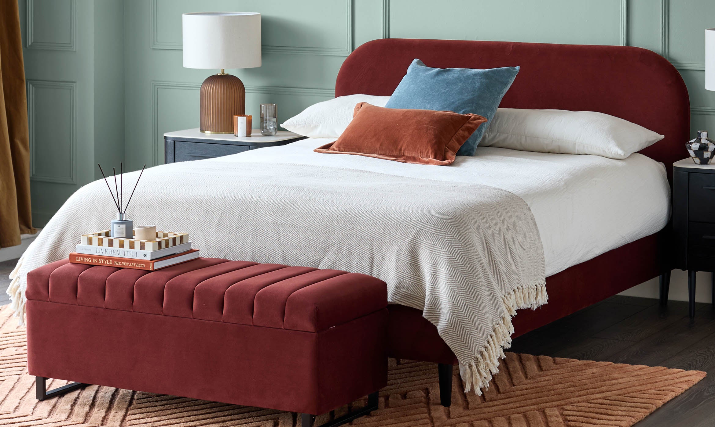 Hampton toffee red velvet double bed