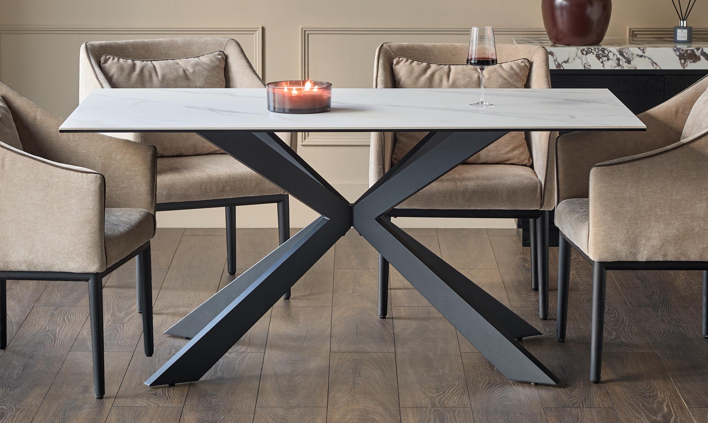 Hayden white ceramic 6 seater dining table