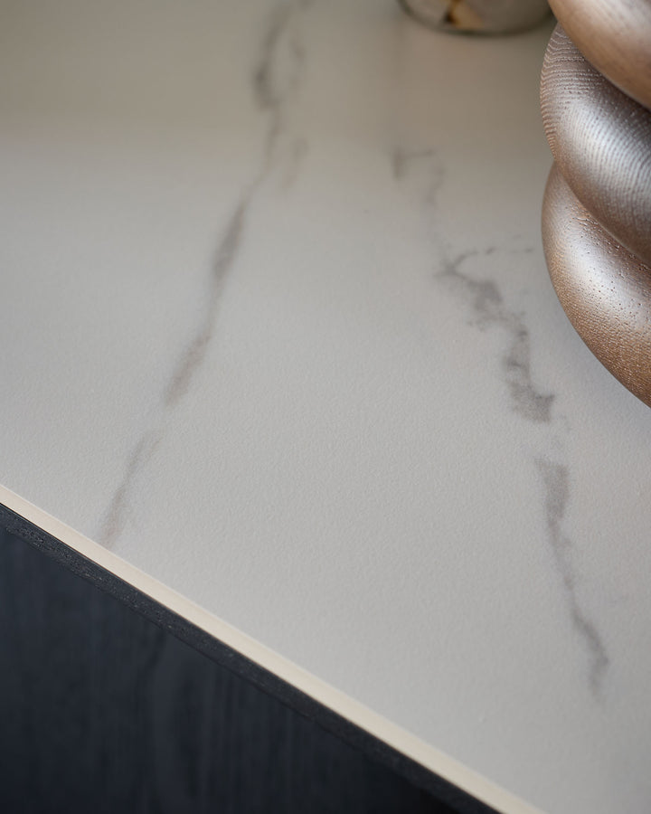 Manhattan white ceramic console table