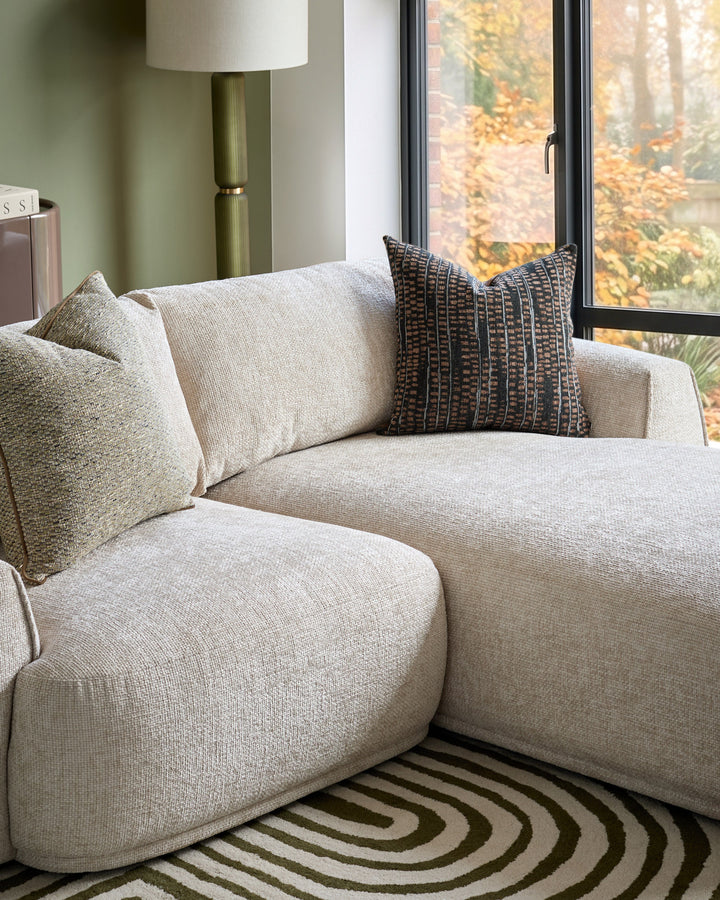Renato natural chunky weave right hand facing small chaise sofa