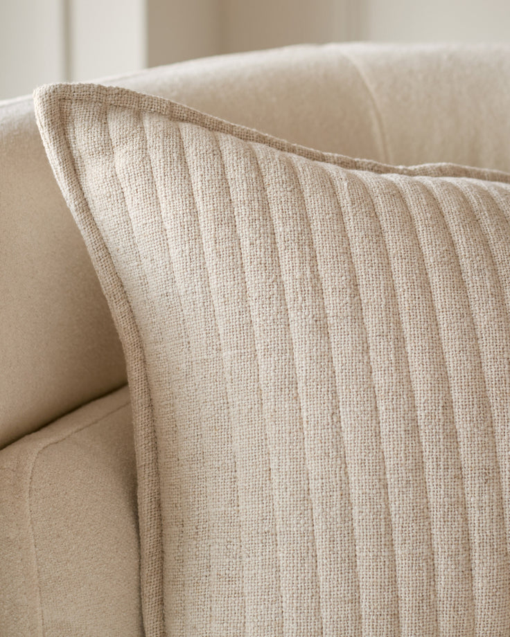 Sloane natural medium cushion