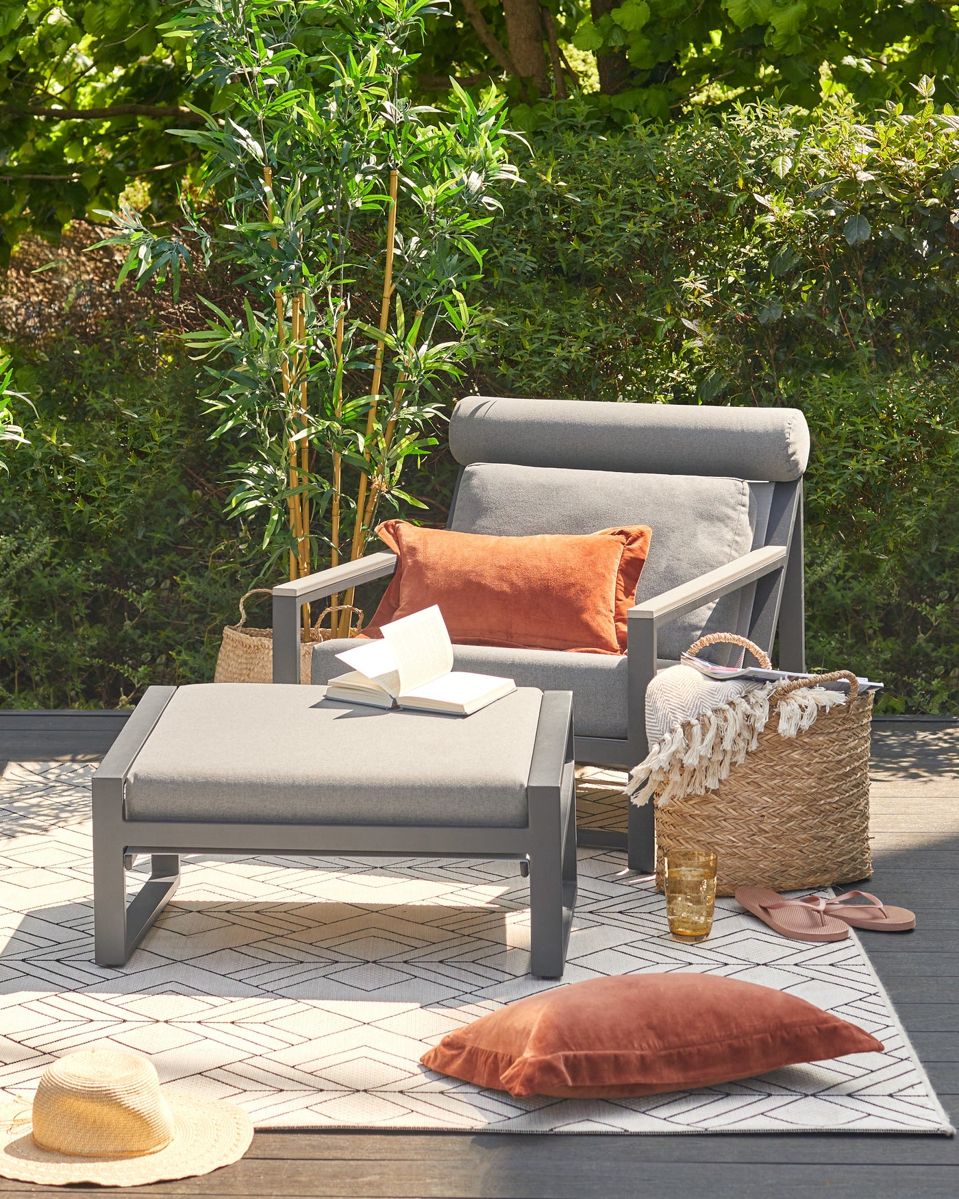 Verano Mid Grey Garden Lounge Chair and Footstool