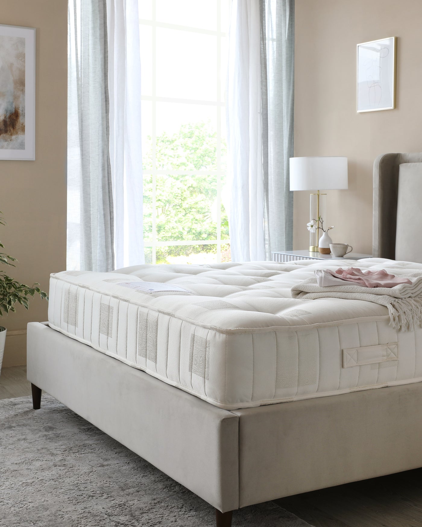 Comfort Bliss Medium Tension King Size Mattress with 1000 Springs