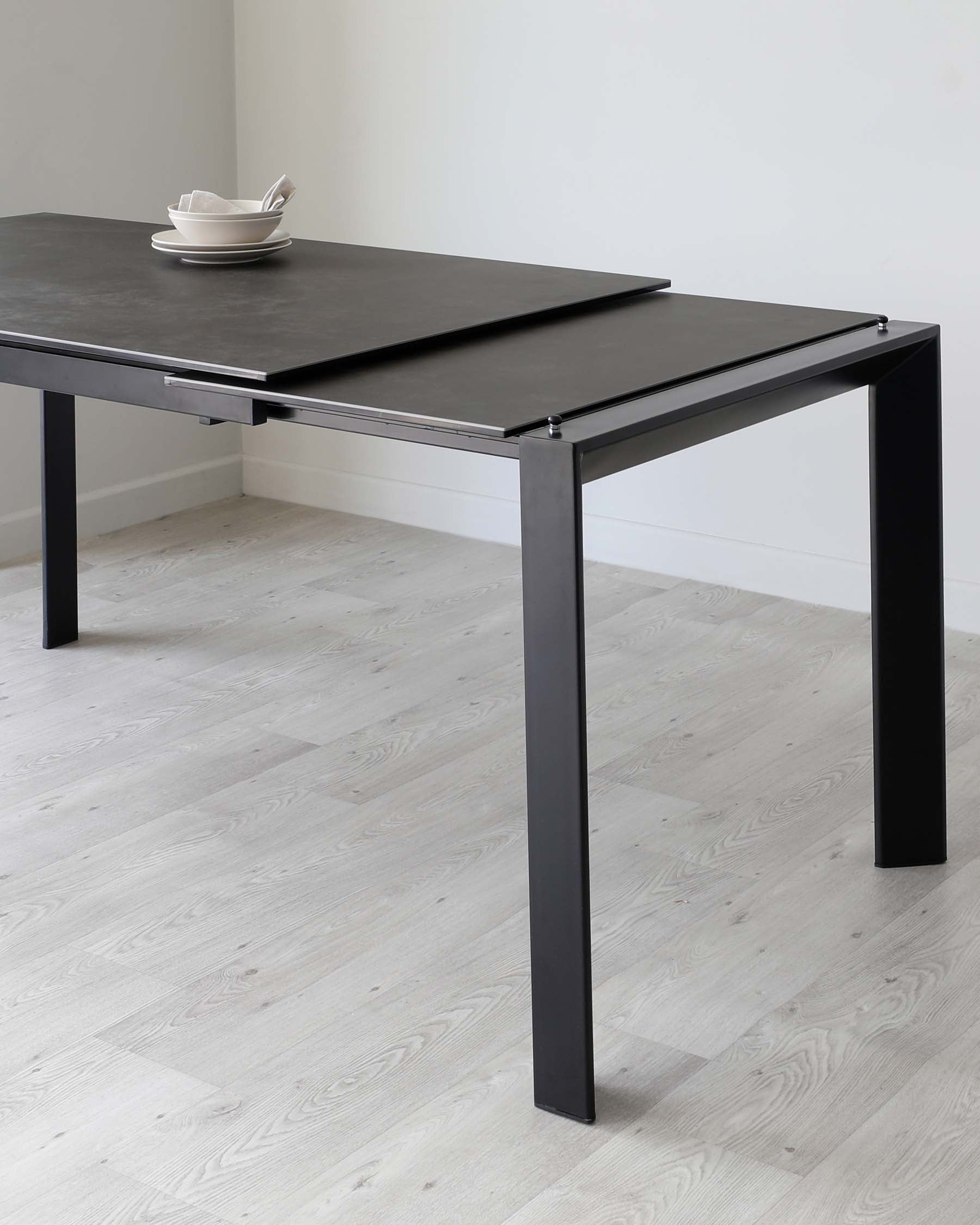 Louis Dark Grey Ceramic Extending Dining Table Danetti