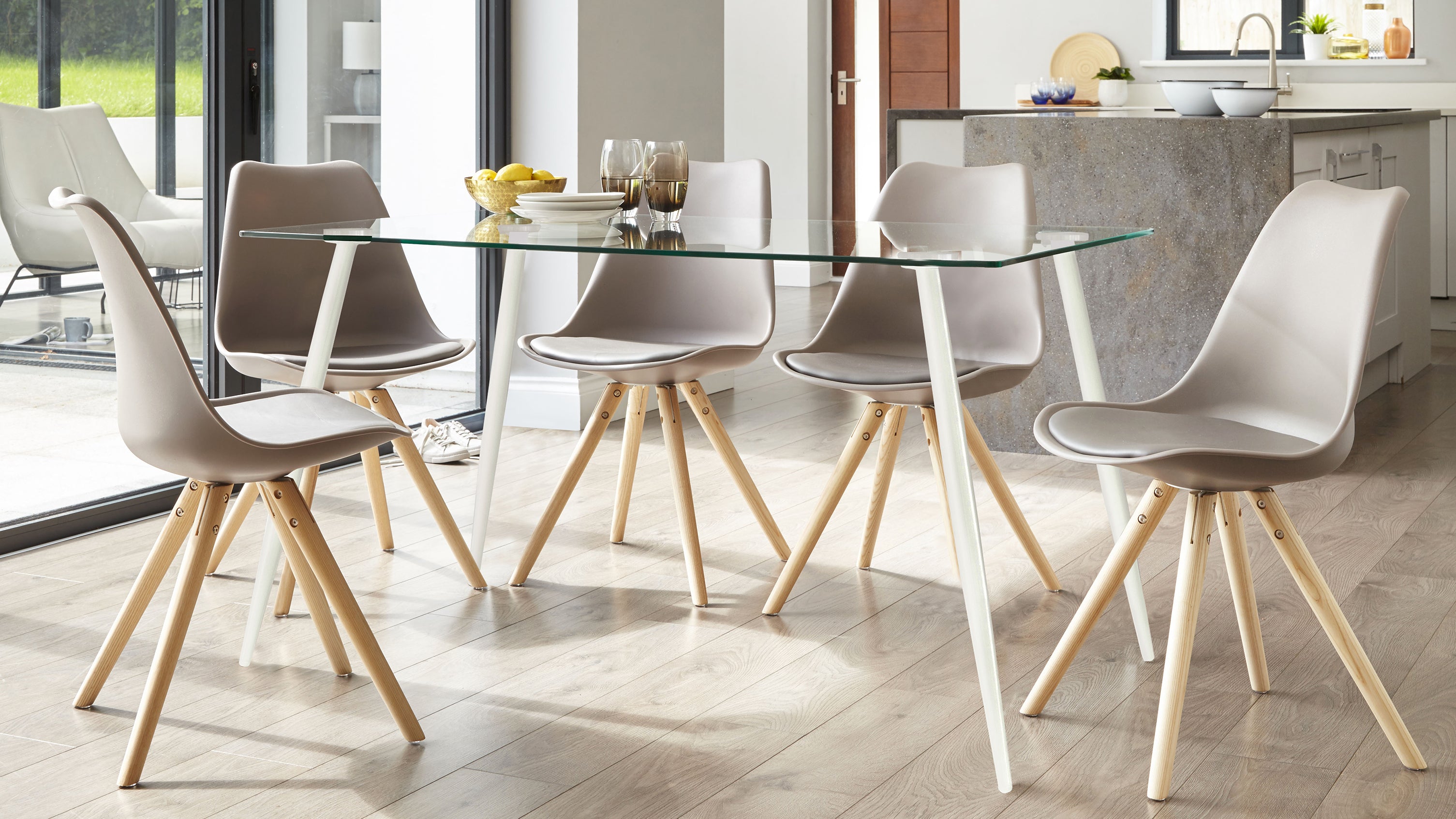 Zilo White And Glass 4 To 6 Seater Dining Table
