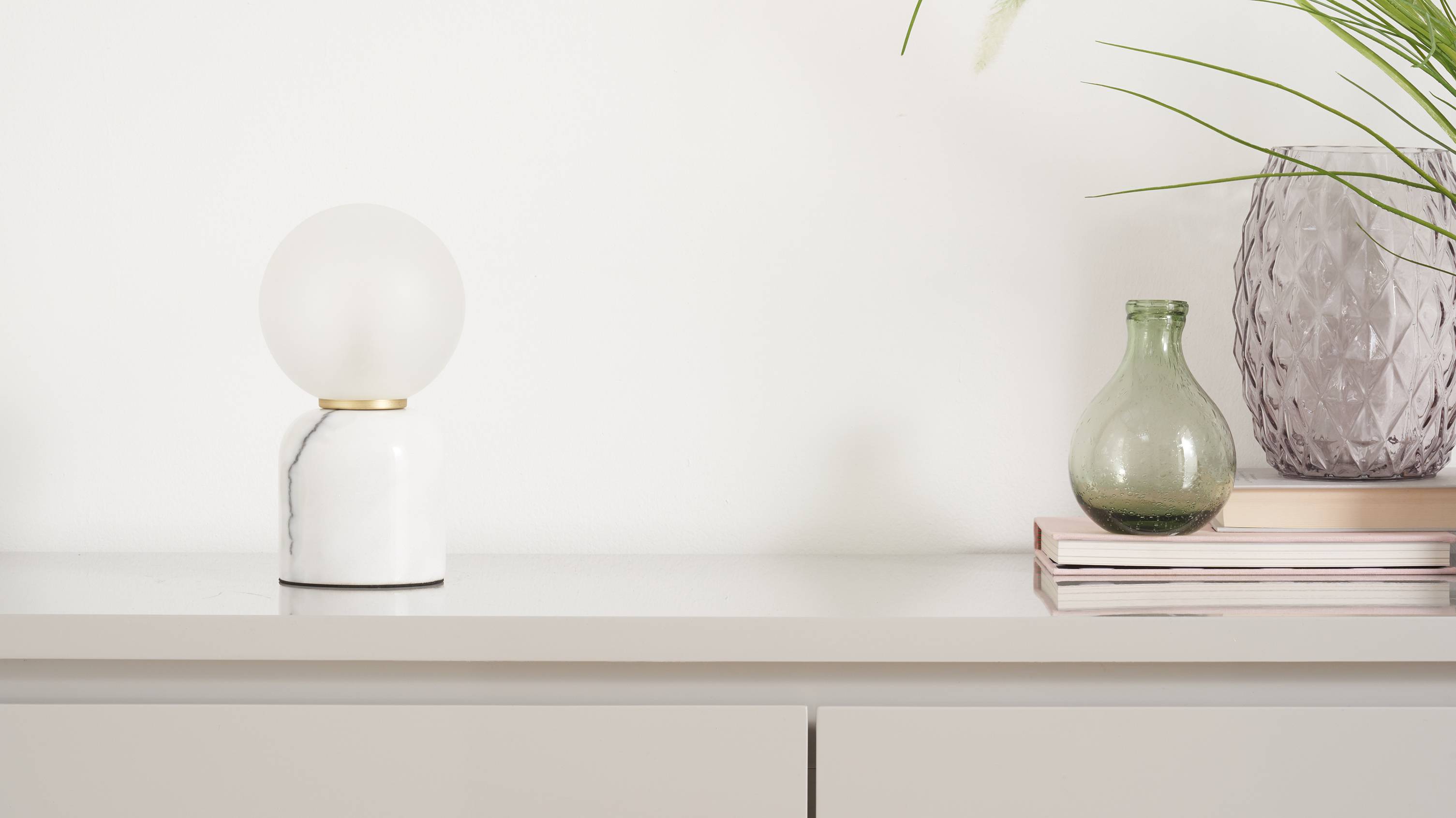 White marble contemporary lamp